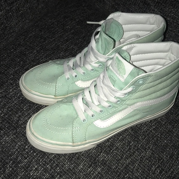 Vans - Picture 1 of 3